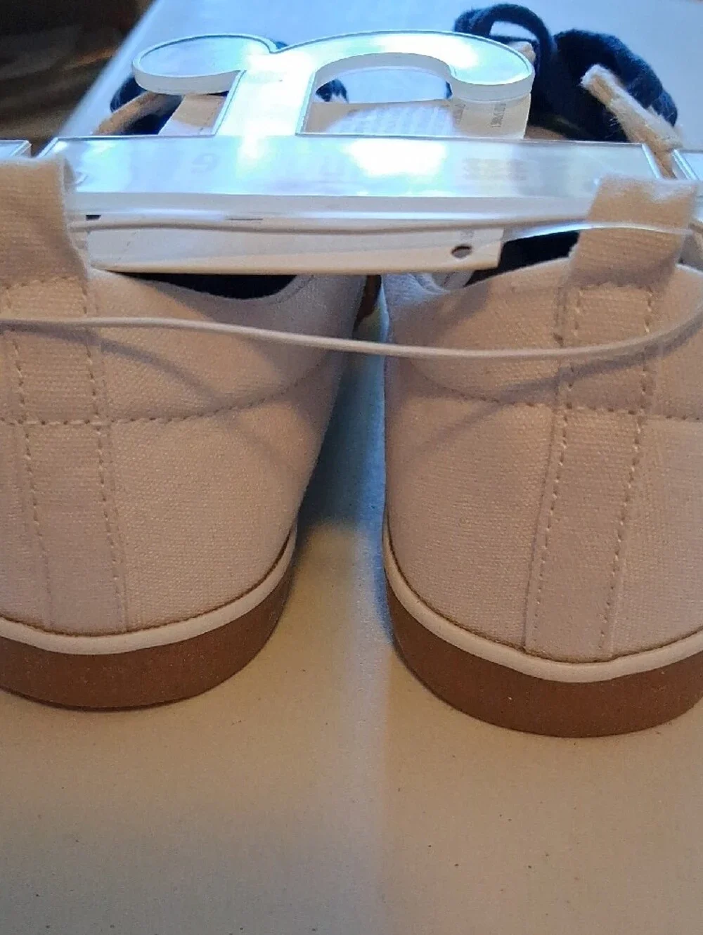 📚✏️Gymboree White Canvas Sneakers with Blue Laces and Gum Sole